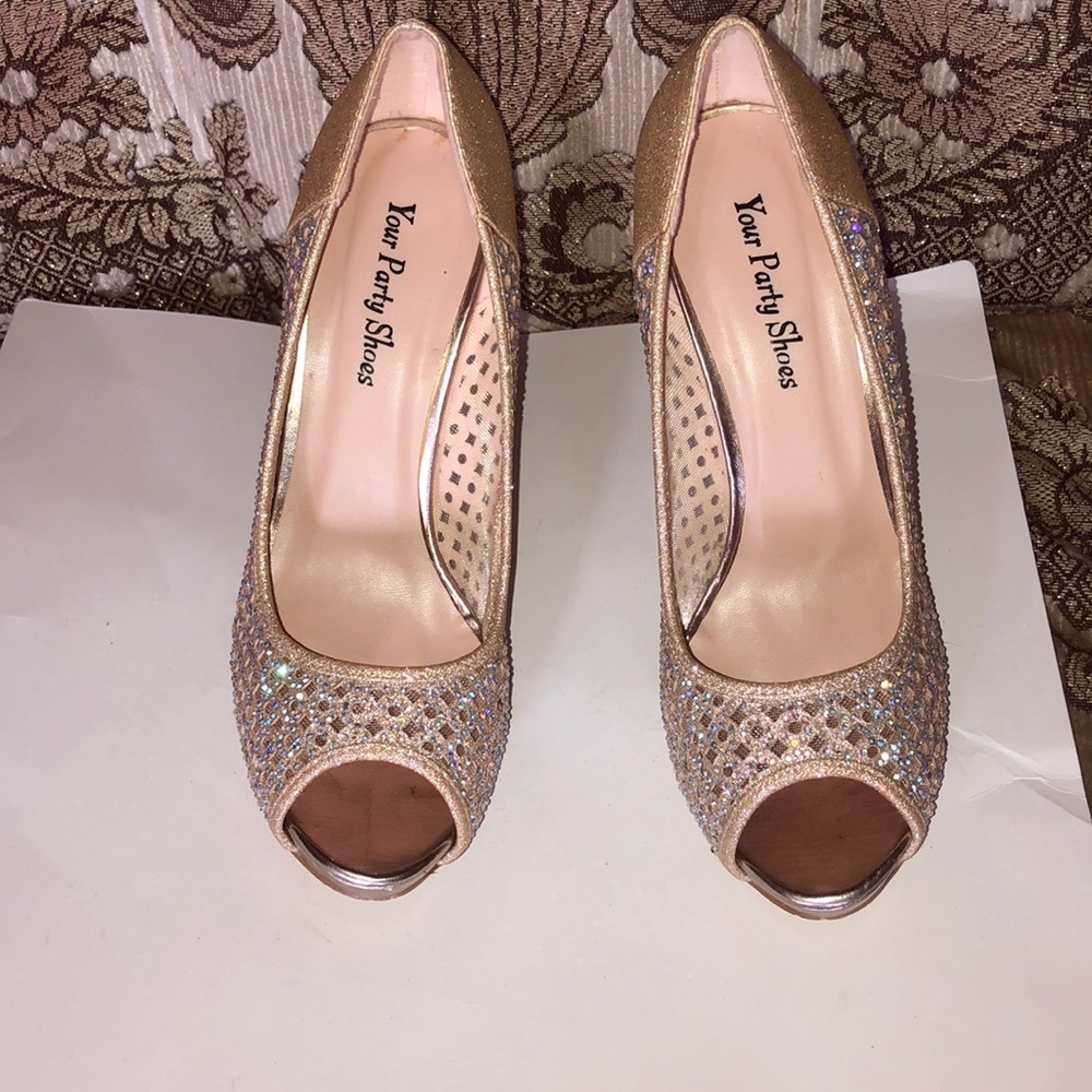 High heel shoes